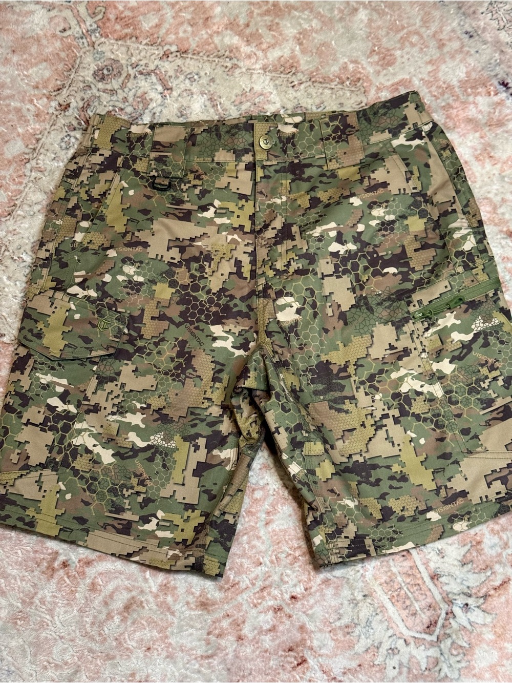 Men's Camouflage Cargo Shorts - Green Camo